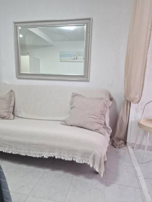 Studio Flat 150M Away From Beach Torrevieja Luaran gambar
