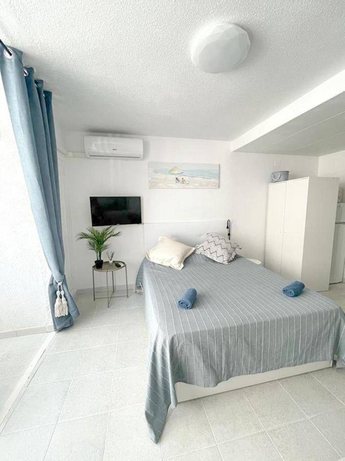 Studio Flat 150M Away From Beach Torrevieja Luaran gambar